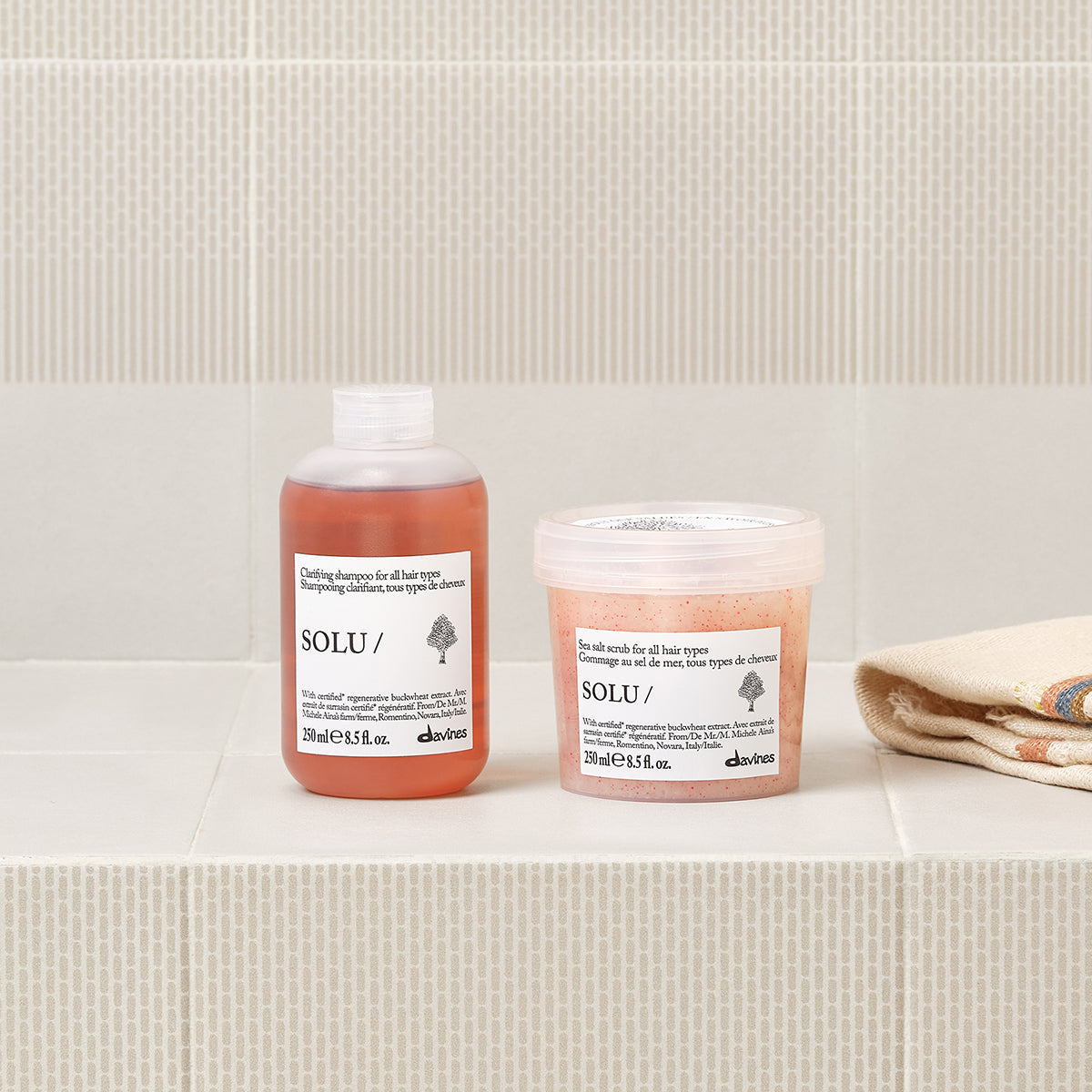 Davines SOLU Sea Salt Scrub 250ml